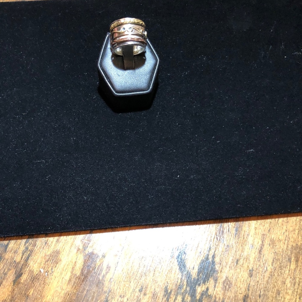 Spinner ring - Picture 3 of 3